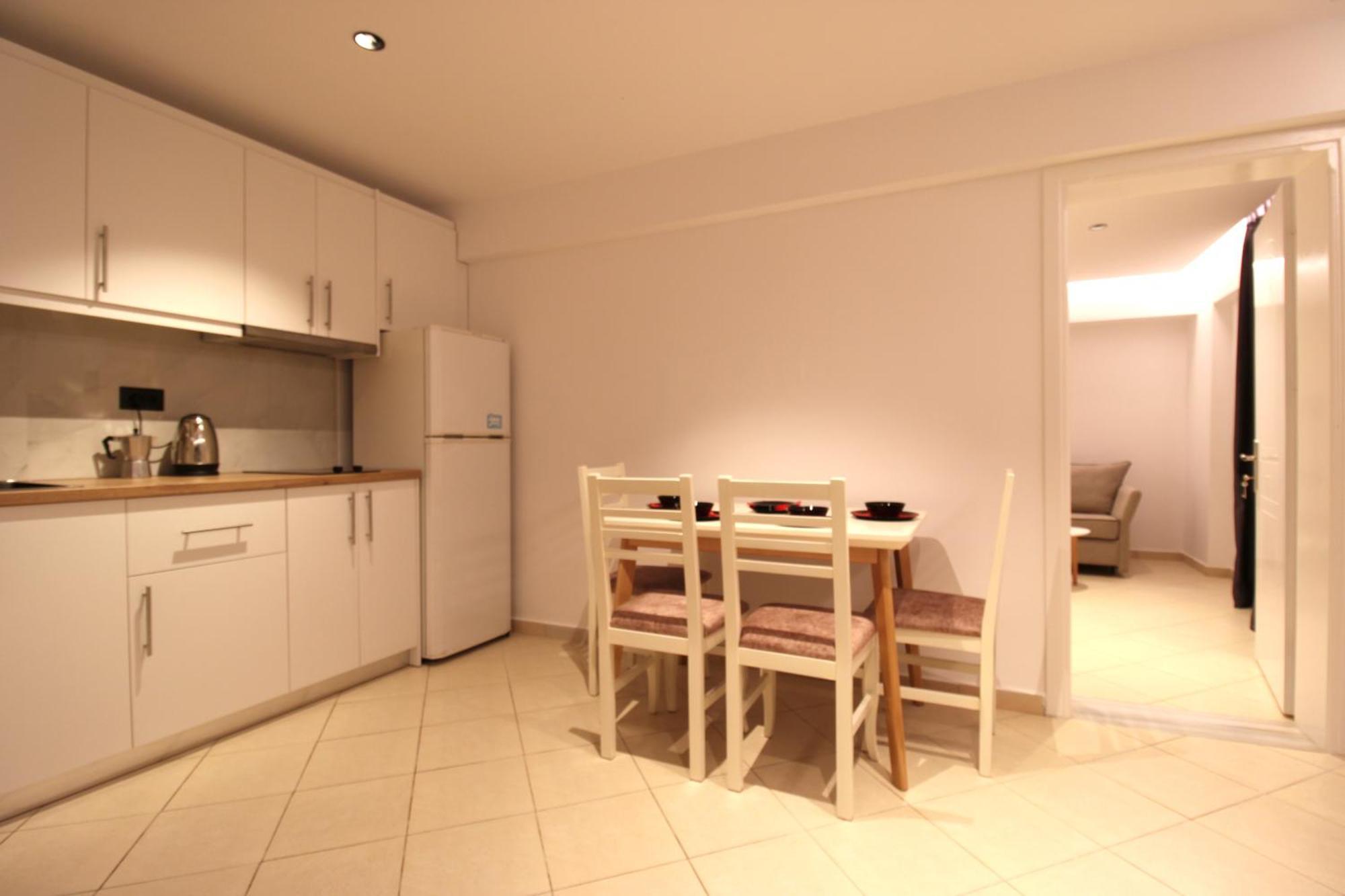 Melina'S Seaside Retreat Aparthotel Ksamil Eksteriør bilde