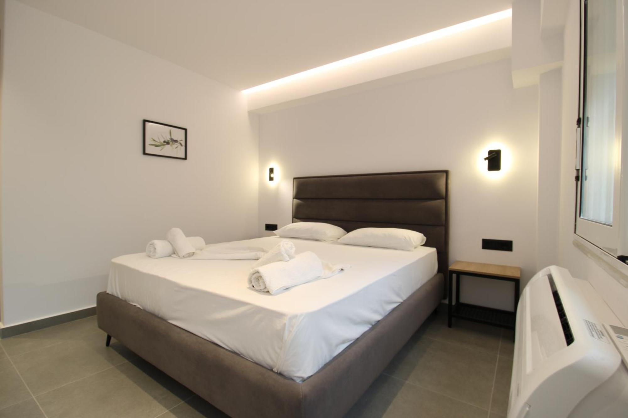 Melina'S Seaside Retreat Aparthotel Ksamil Eksteriør bilde