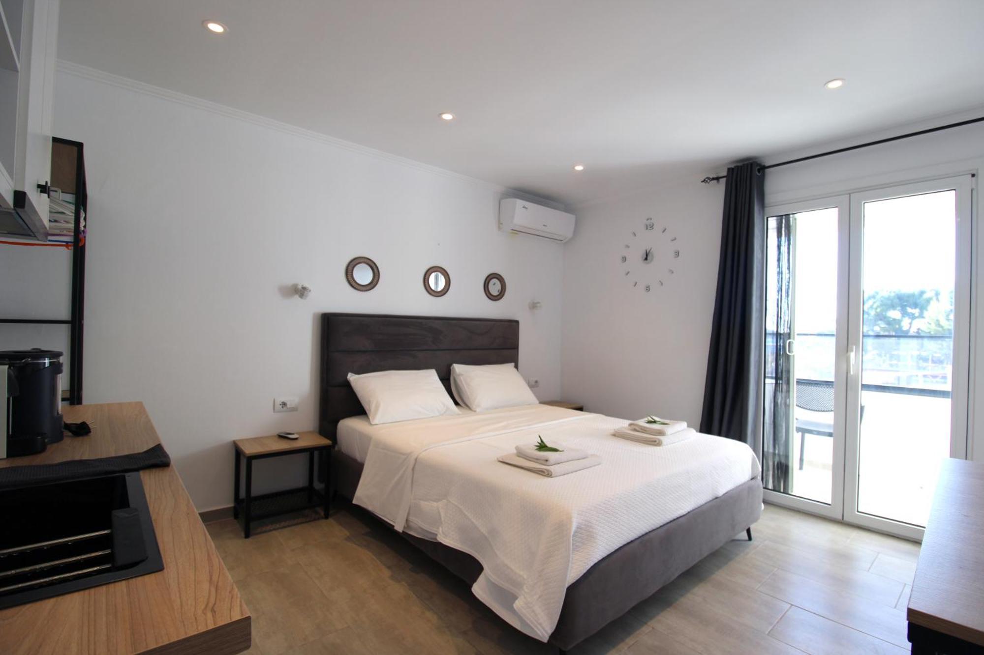 Melina'S Seaside Retreat Aparthotel Ksamil Eksteriør bilde